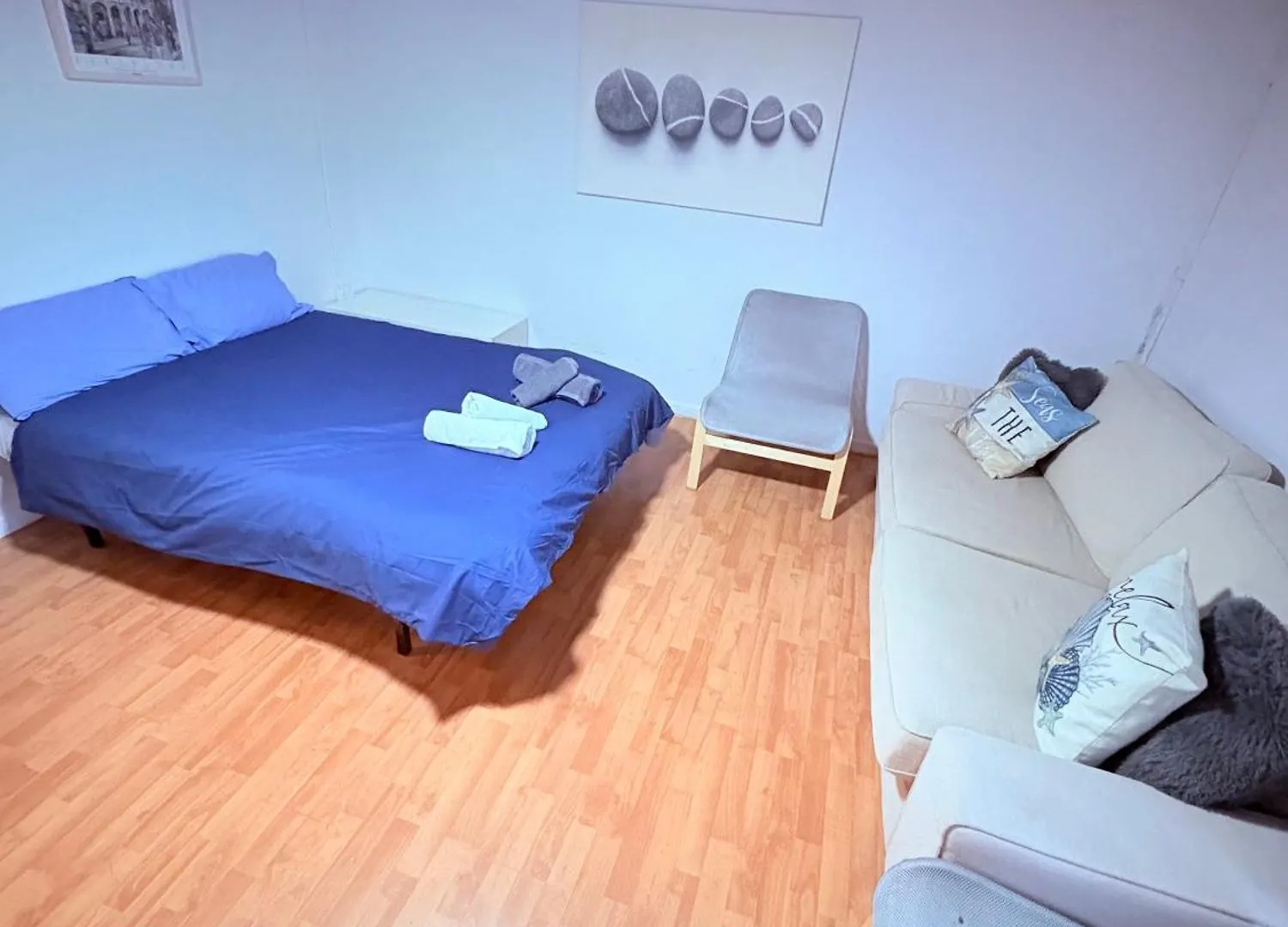 Apartment Stunning Flat For 6 People 3 Blocks From The Beach Plus Welcome Breakfast Barcelona